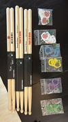 Picks, drum sticks and acc.