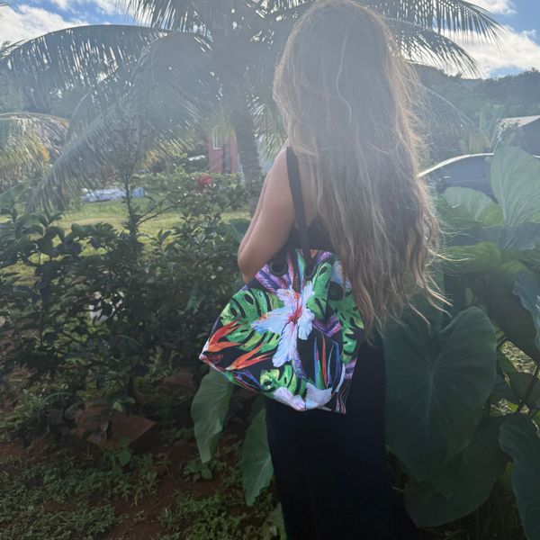 Home sewn hand bag - hibiscus