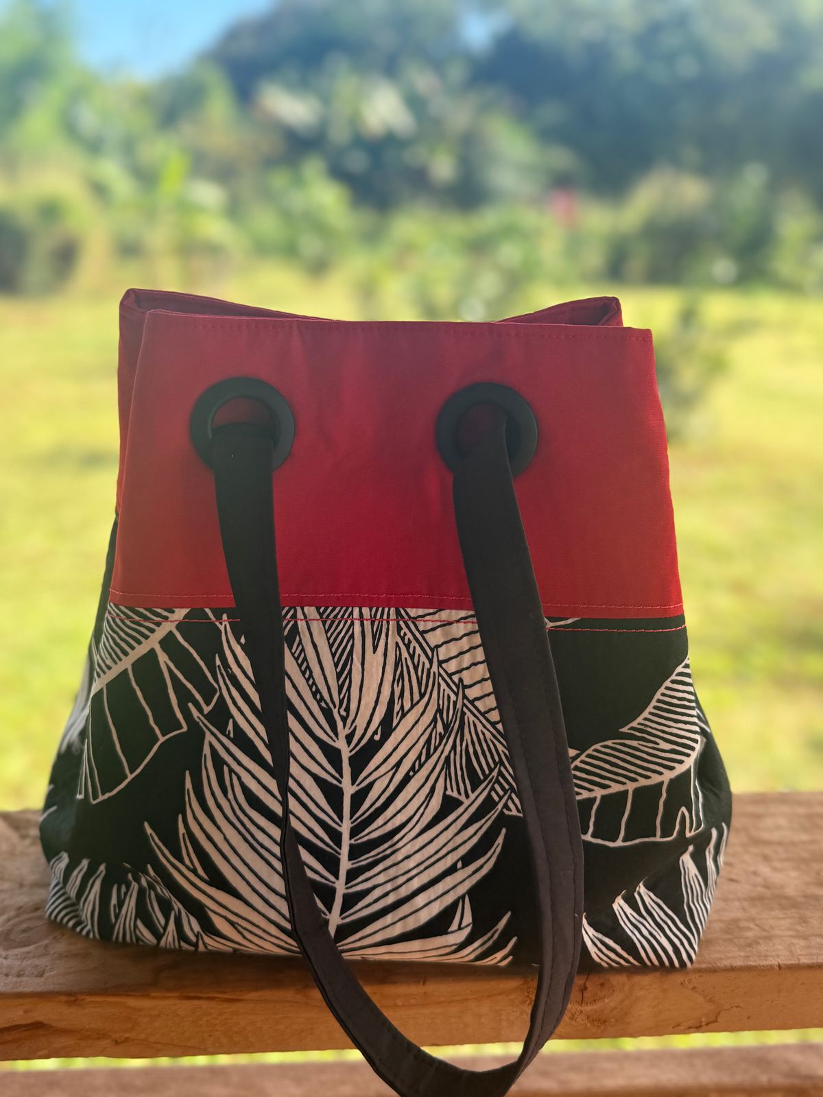 Home sewn hand bag - red & black