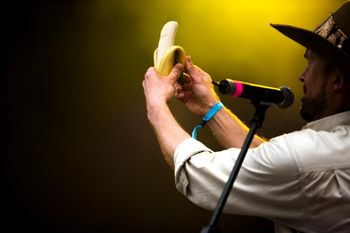 Med Electric Banana Band. Foto: Freja Lindberg.
