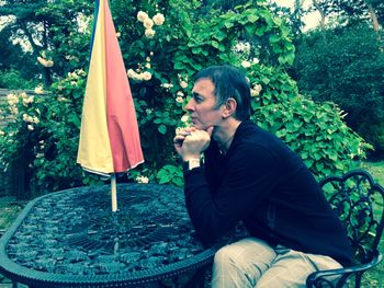 Sitting in an English garden...
