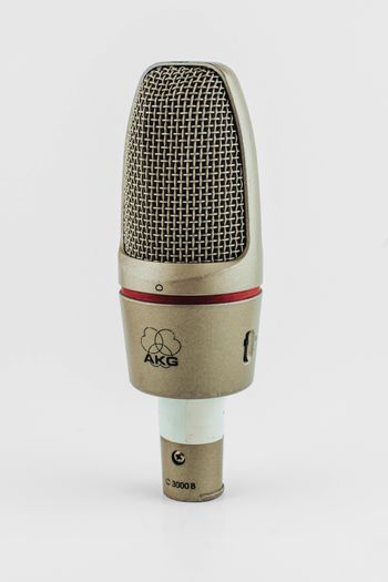 AKG C3000B
