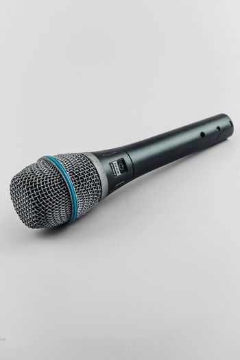 SHURE BETA 87A
