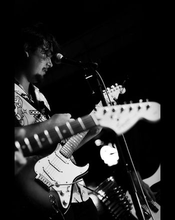 Silkburn Live At The Parrot
