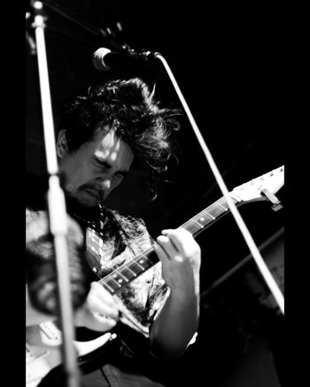 Silkburn Live At The Parrot
