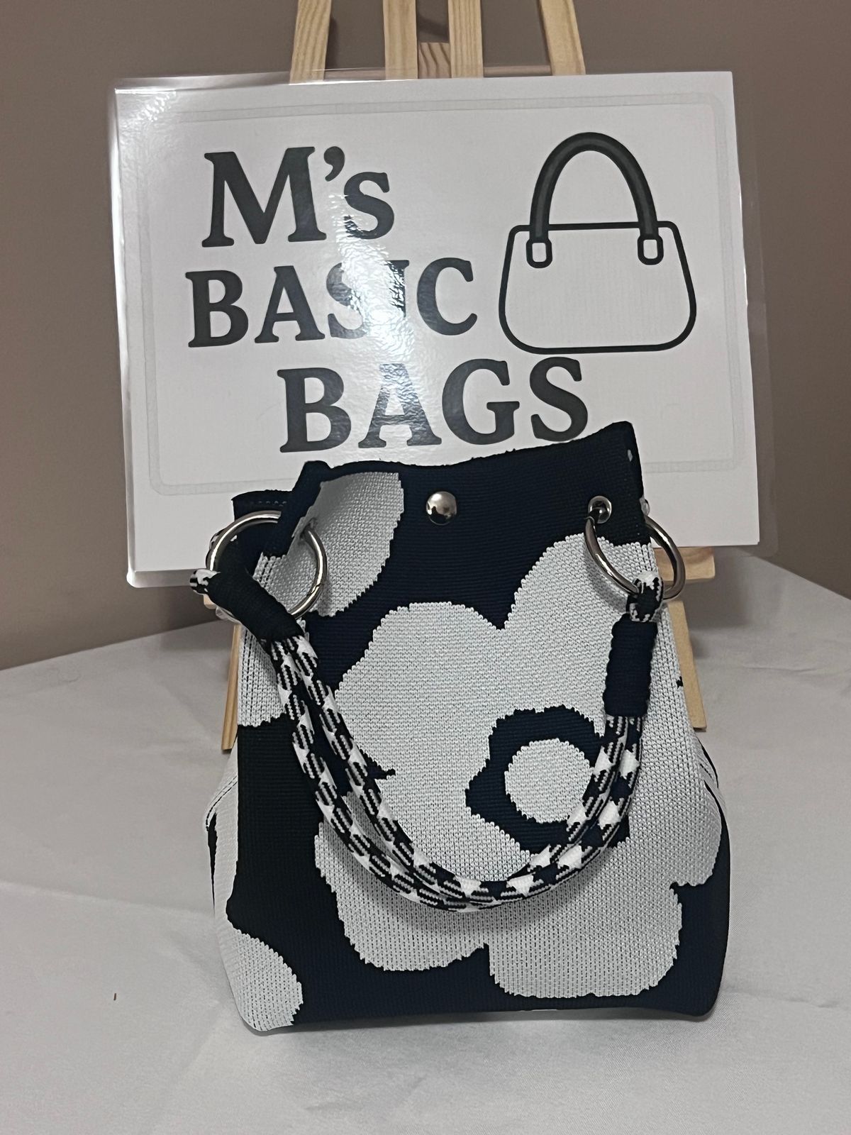 Mini Knit Bucket Tote