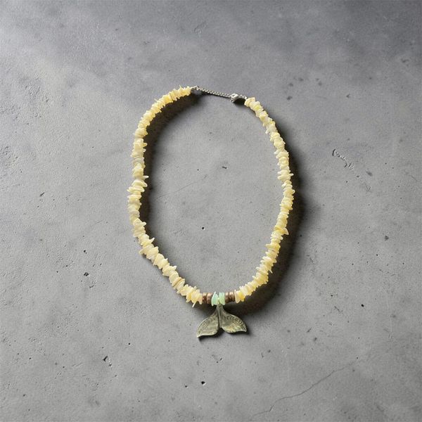 Whale tail necklace 