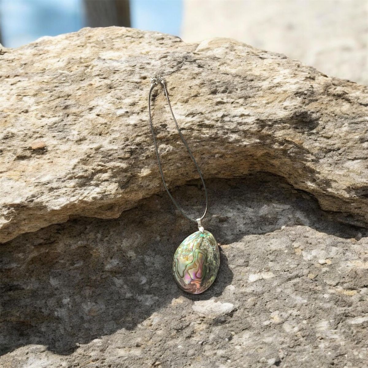 Unisex Thick abalone necklace