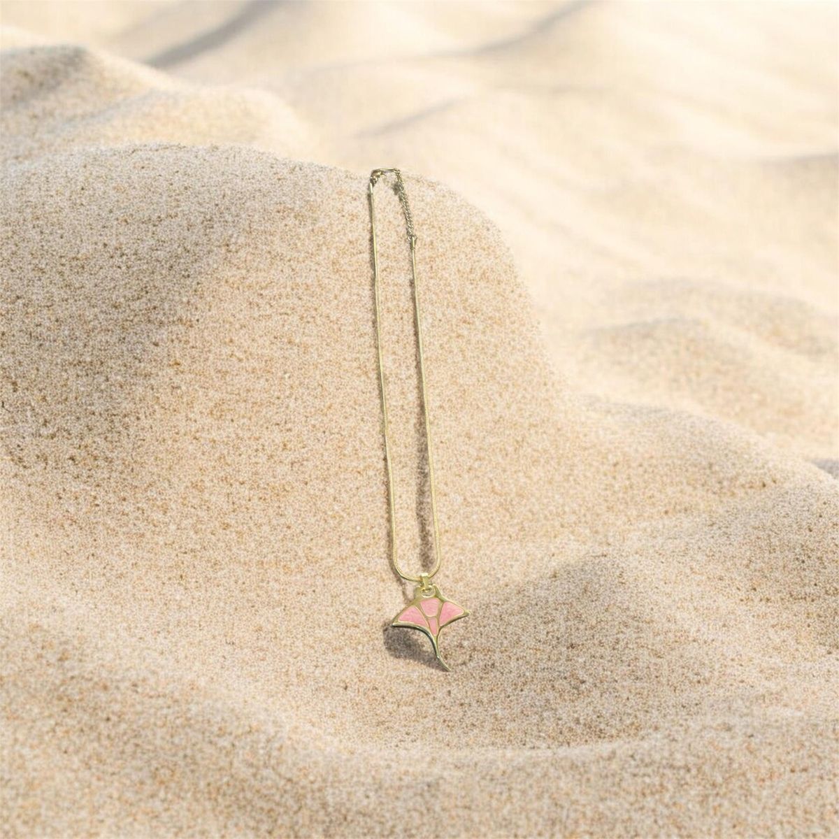 Manta ray necklace 