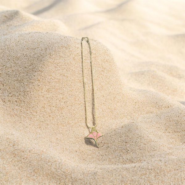 Manta ray necklace 