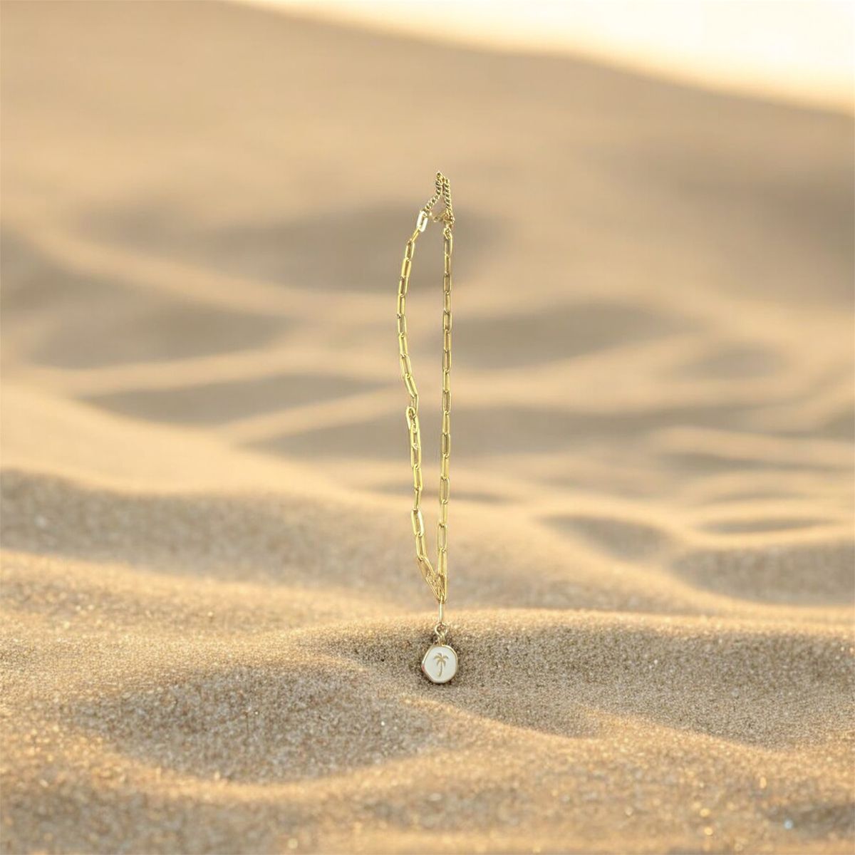 Palm tree necklace 