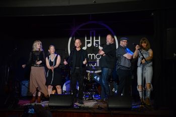 Photo cred: Jojo Blast Toronto (https://blasttoronto.com/we-all-need-mo-mondays/)

