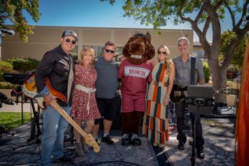 Under the Covers Corporate wedding event cover band performing live in Santa Clara California

