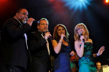 Uptown Vocal Jazz Quartet performs in France
