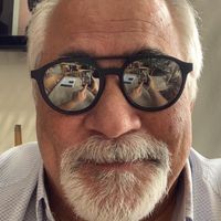 A THOUSAND WORDS: A Novella by Douglas Robinson