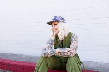 By Sarah Deragon
