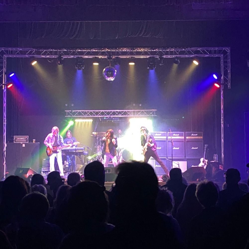 Journey tribute band. Steve Perry era tribute band. 1973 the Music of Journey 