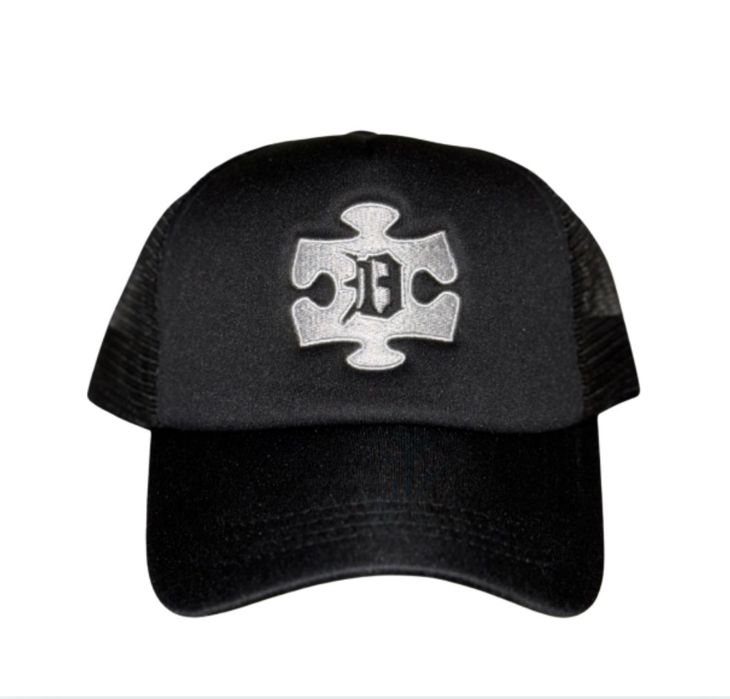 DAKBO TRUCKER HAT