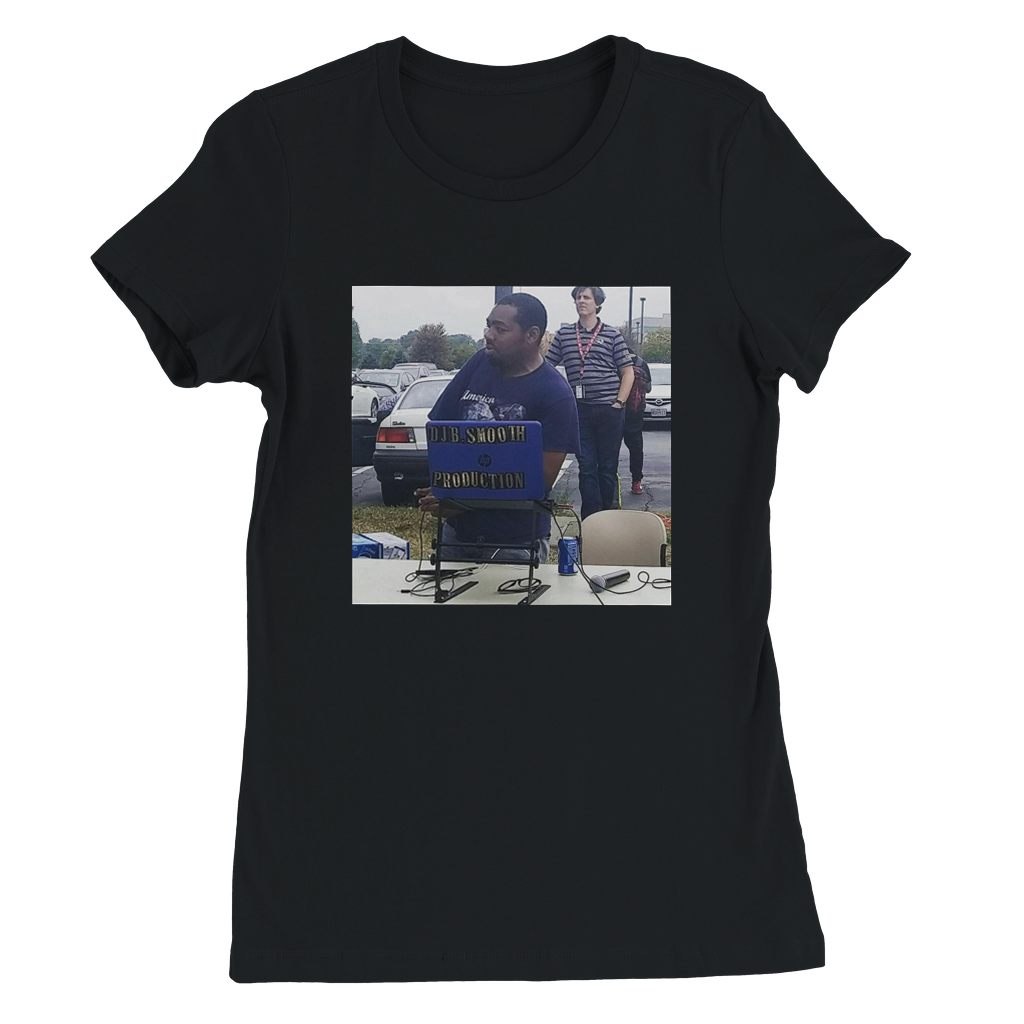 Trappin ut up - Women’s Cut T-Shirt