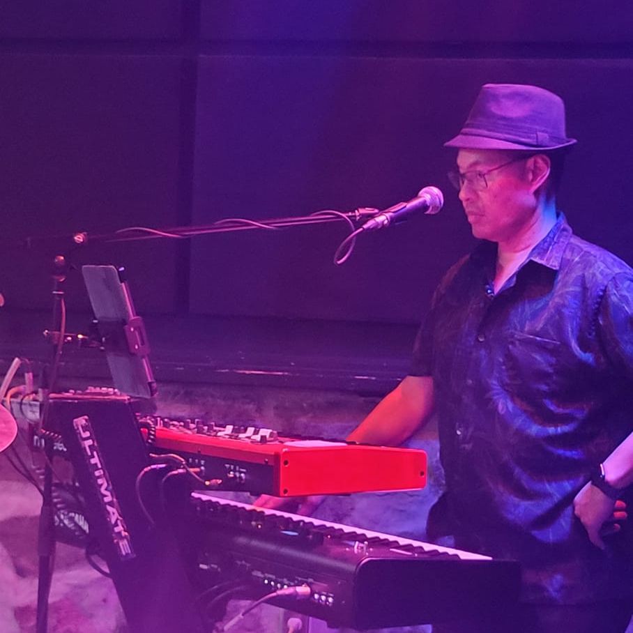 Peter Balonjan - Keyboards - Reckless Fire Bryan Adams Tribute - Rock Musician Ottawa