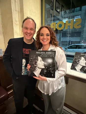 -w- Melissa Errico

