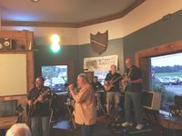 Rudders, rockin' n' ribs!