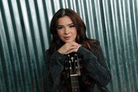 NEELEY LUNA LIVE ACOUSTIC MUSIC