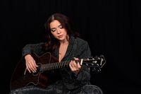 NEELEY LUNA LIVE ACOUSTIC MUSIC
