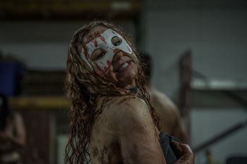Kissing Lilith | What To Die For
