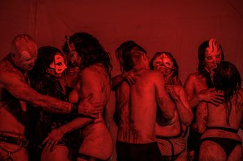 Kissing Lilith | What To Die For
