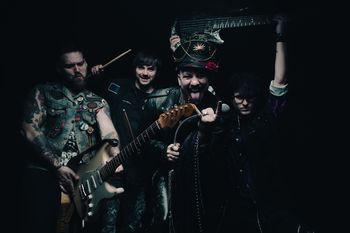 Kissing Lilith | Band Photo
