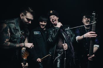 Kissing Lilith | Band Photo
