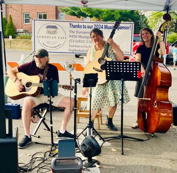 Madeira Farmer’s Market, Nora’s 1st time with us
