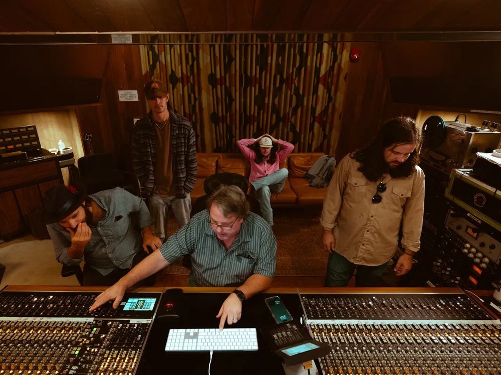 macon music revue in studio