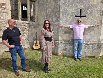 Storms & Secrets Fleetwood Mac tribute band members.
