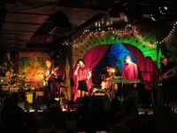 Closet Carpenters - A Tribute to Karen and Richard Carpenter