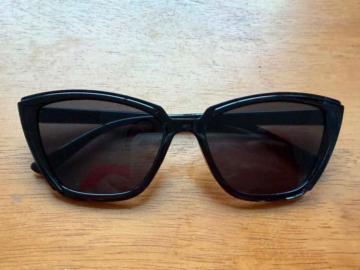 Black Cat-Eye
