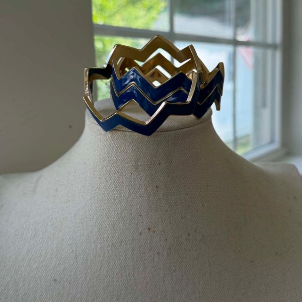 Royal Chevron