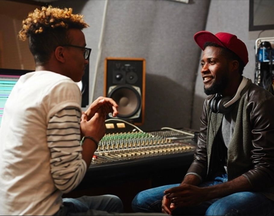 Learn How To Become An Artist Manager And Become The Bridge Between The Industry And Artist 