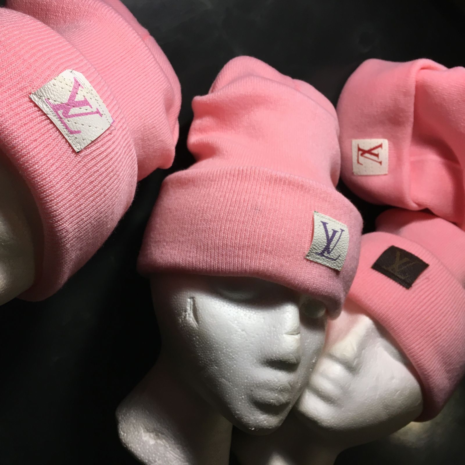 Louis Vuitton Pink Rib Knit Beanie with Monogram Patch LV Headline Beanie . - Accessories | LOUIS VUITTON main image 4