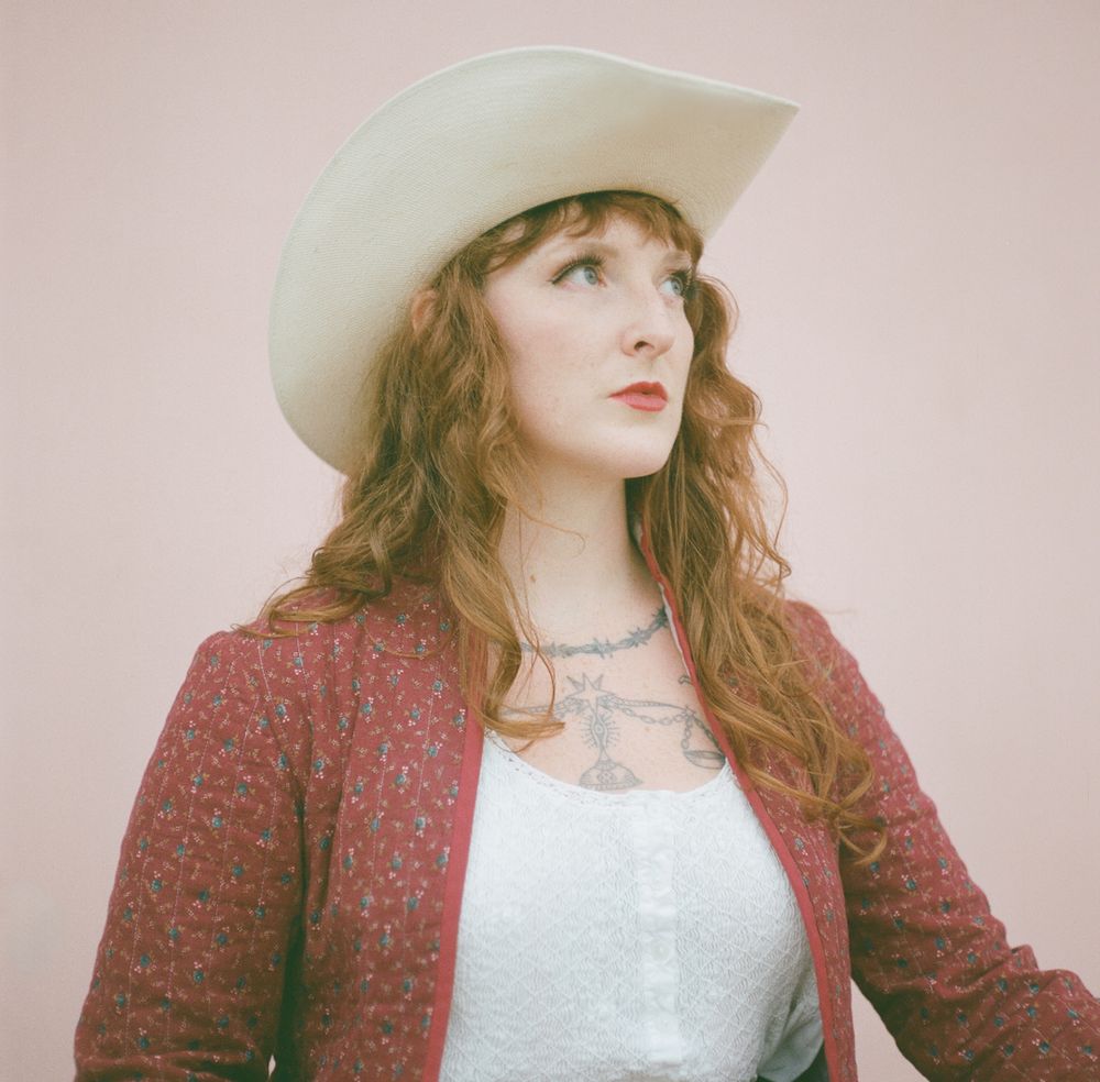 Romantic americana redhaired classic country music singer Heather Littlefield photography by Tammie Quintana, Okay Bar NOLA