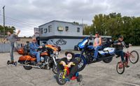 Black Swamp Revival - Big Wheels Keep on Turning...
