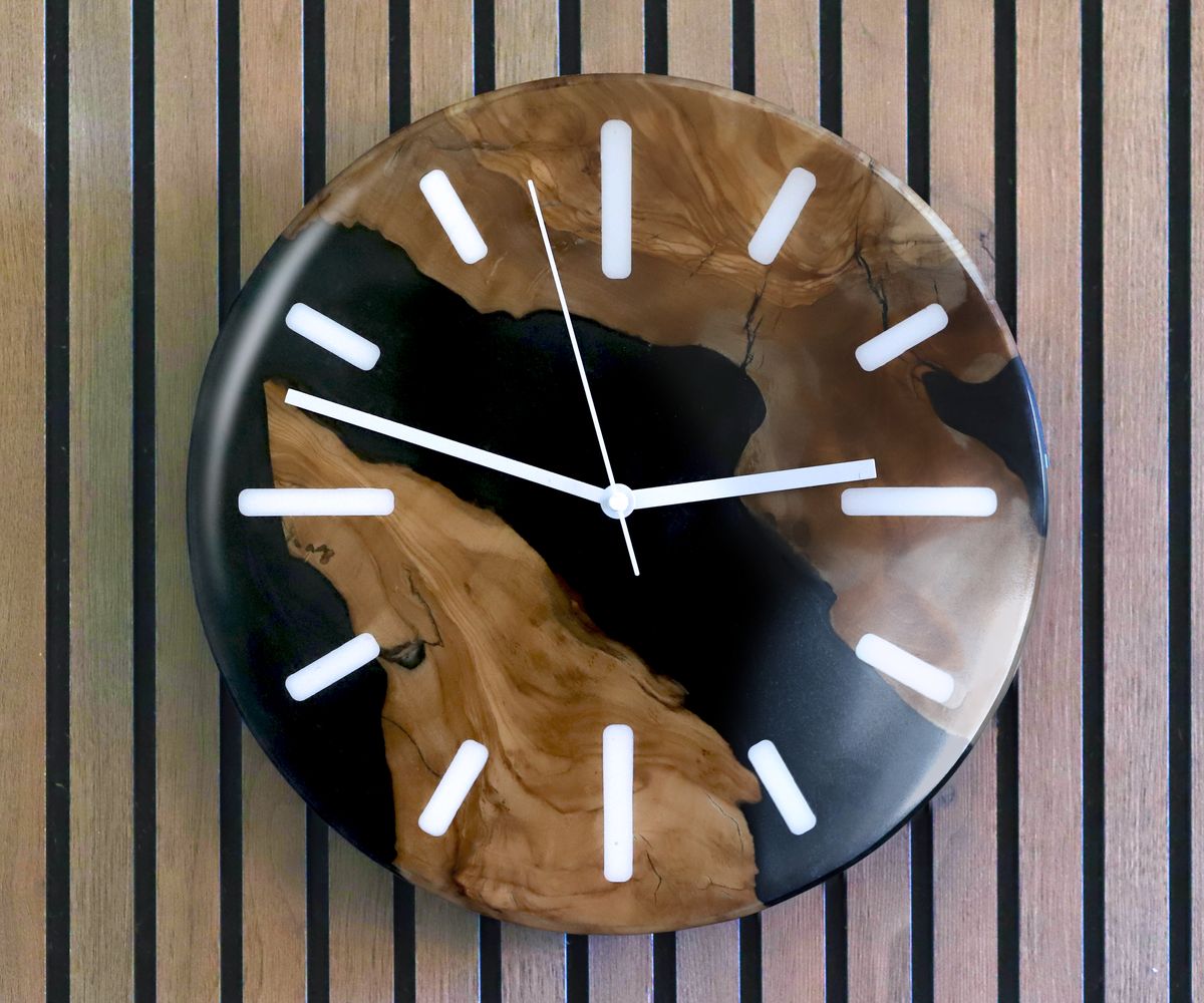 Black & White - Wall Clock Decor