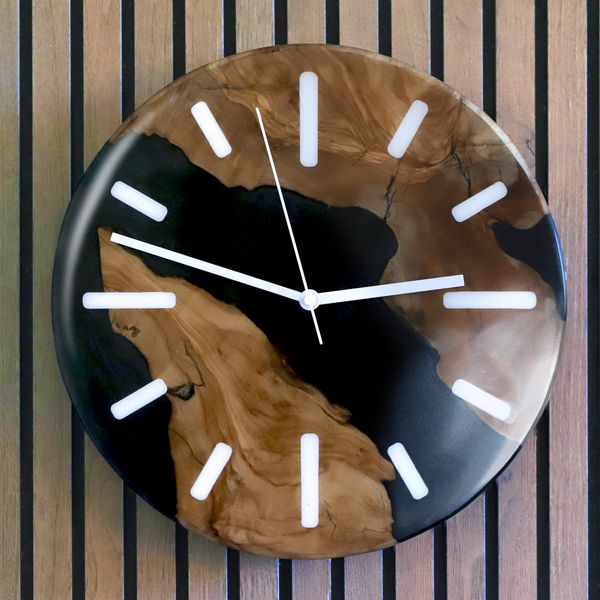 Black & White - Wall Clock Decor