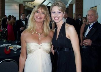 Goldie Hawn
