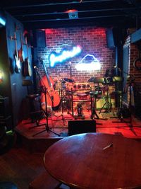 Private Show: Jaybirds