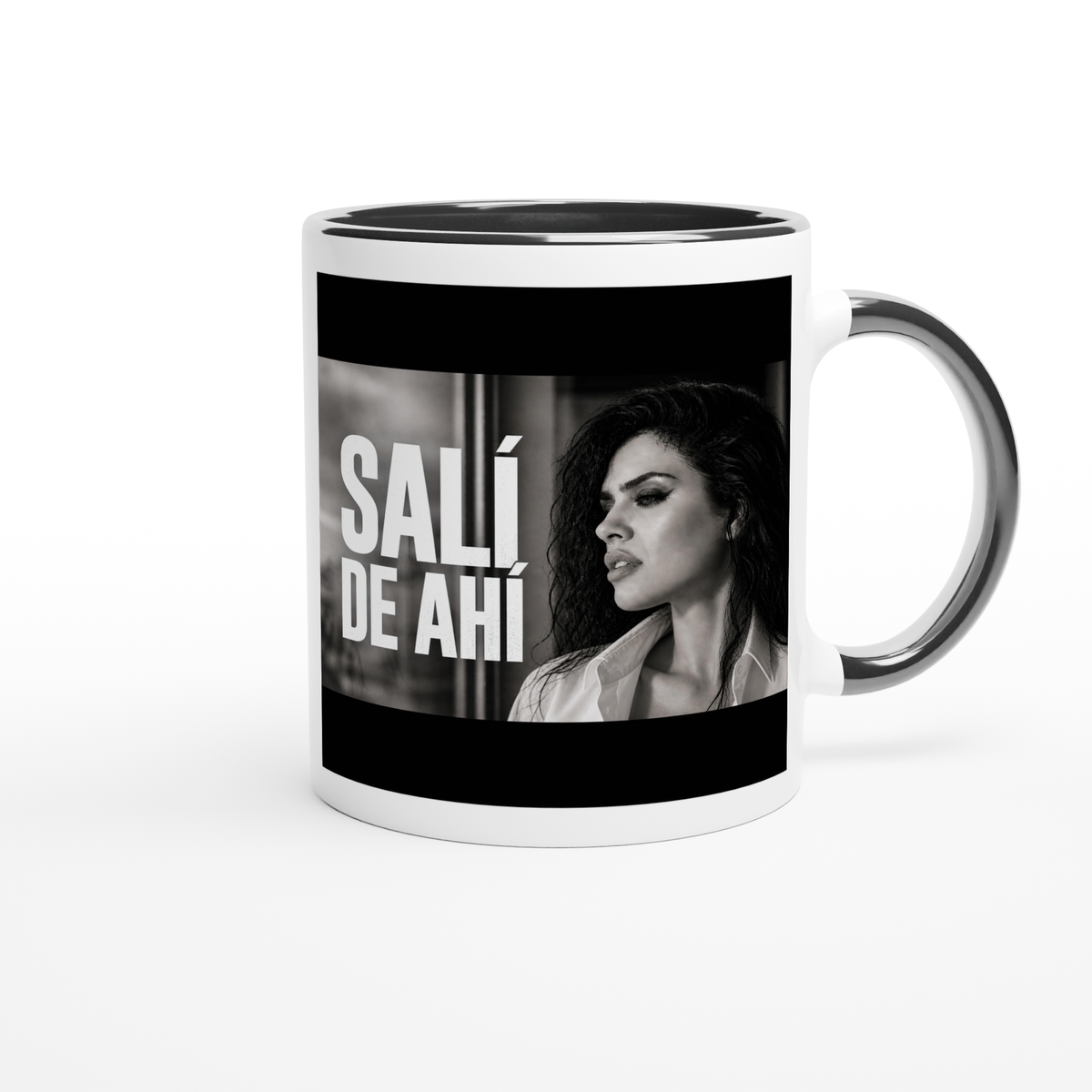 Salí de ahí - Ceramic Mug