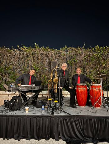 Manny Tones Trio
