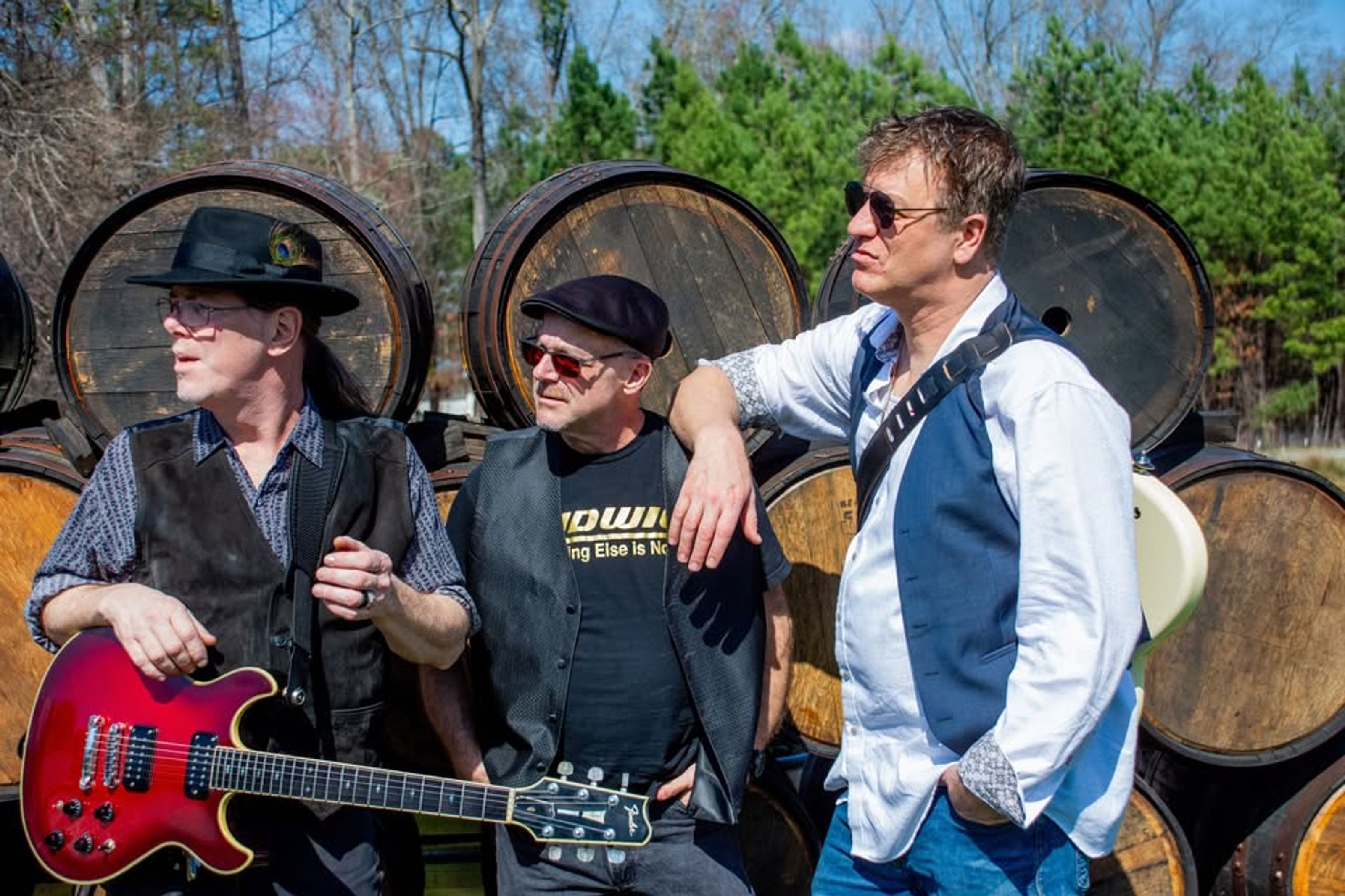 LIVE MUSIC: Tommy Thunderfoot & The Accelerators