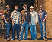 Paul Connors plays with Pat O'Shea and the Honest Men